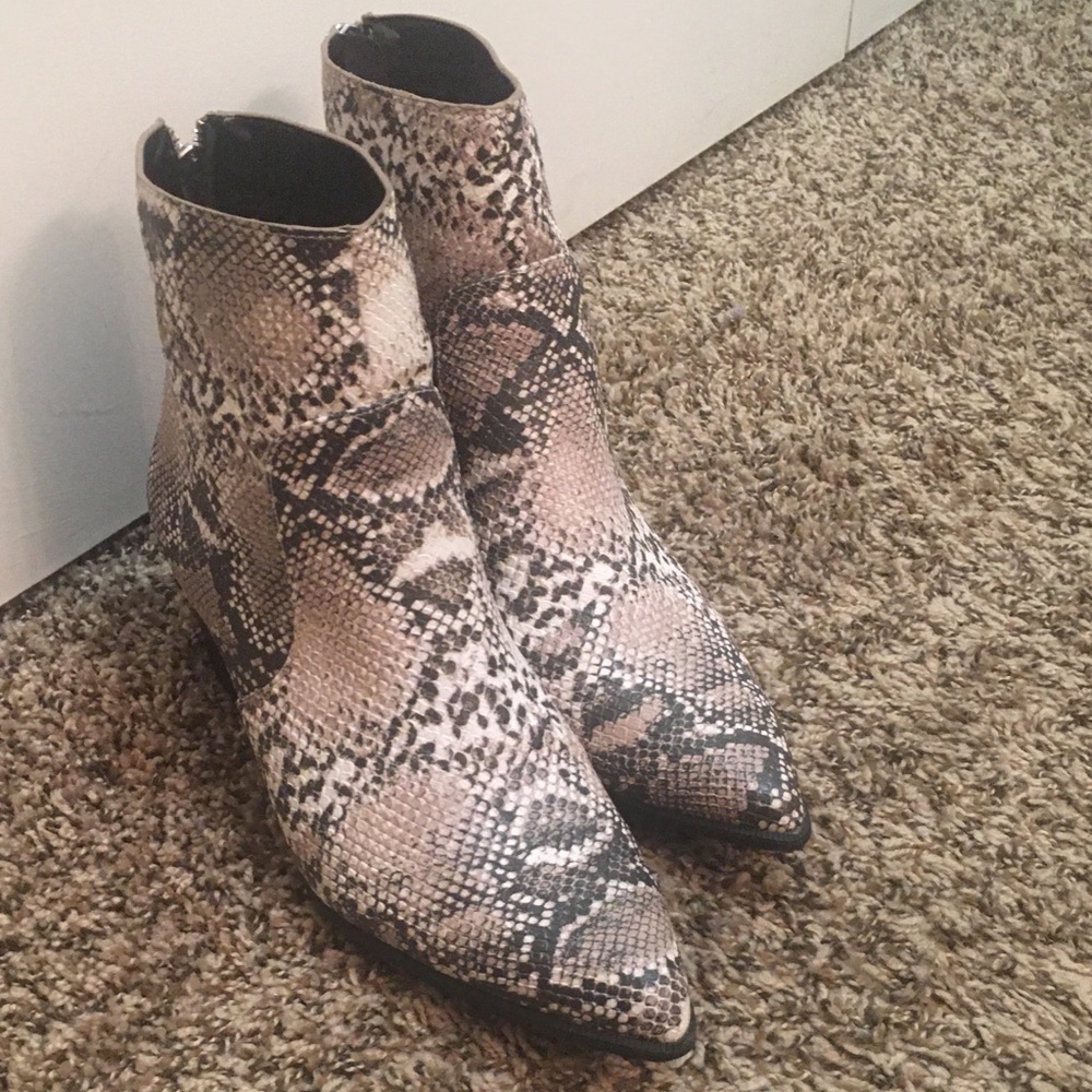 Snake print bootie